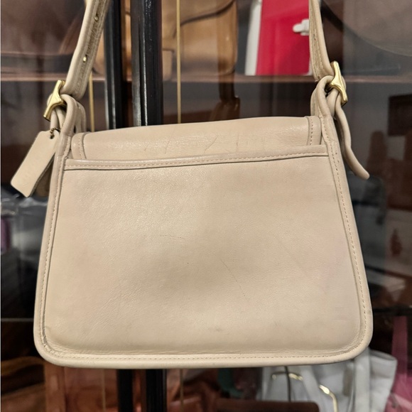 Vintage Coach Legacy Rambler in Sand - Picture 13 of 17